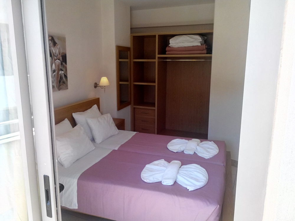Maria Apartments Agia Pelagia  Buitenkant foto